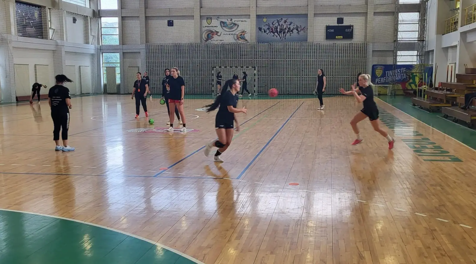 Debut de foc pentru CSM Iași 2020 în Liga Florilor. Ieșencele joacă pe terenul campioanei Gloria Bistrița