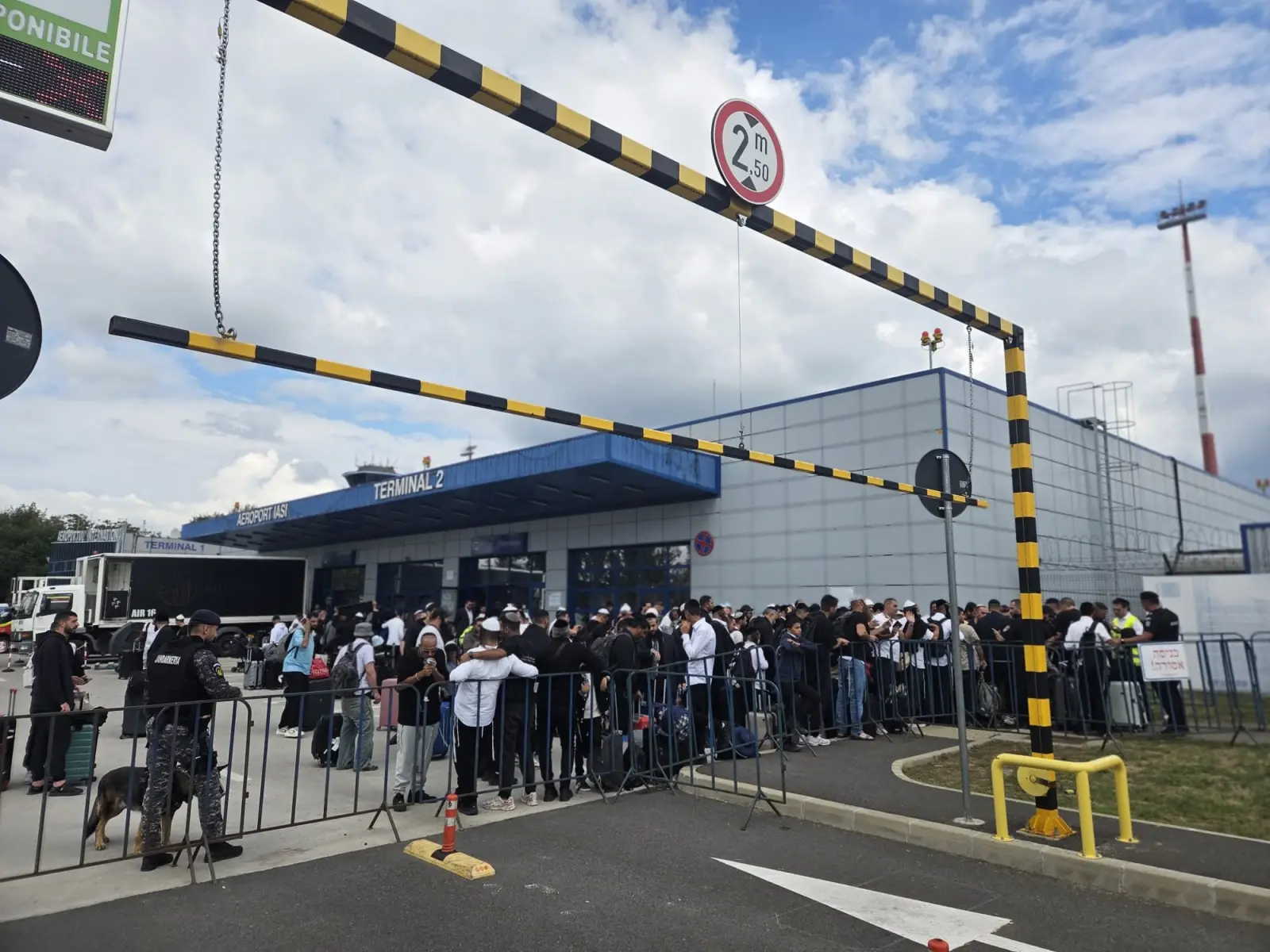 15 zboruri speciale spre Tel Aviv într-o singură zi, de pe Aeroportul Iași. Mii de pelerini evrei revin de la Uman