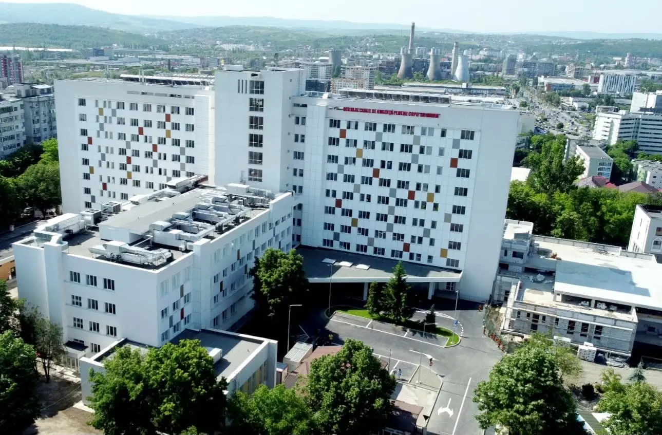 Investiții noi la Spitalul de Copii „Sf. Maria” din Iași. CJ cumpără aparatură medicală, dar și un loc de joacă pentru micii pacienți