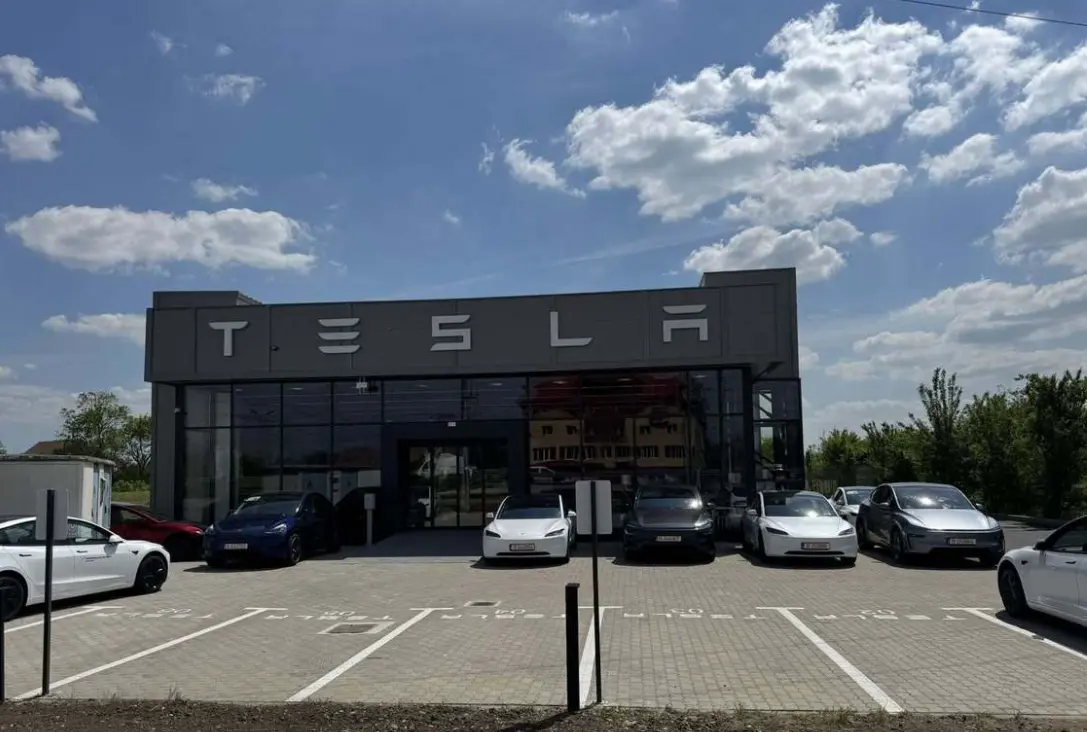 Tesla vine la Iași! Gigantul american face deja angajări pentru noua locație