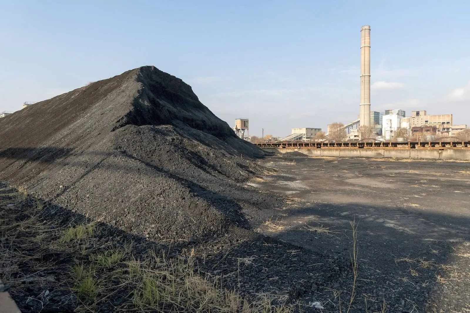 Aproape 90 de milioane de euro pentru termoficarea Iașului. CET Holboca trece de la cărbune la gaze, iar CET I primește echipamente noi