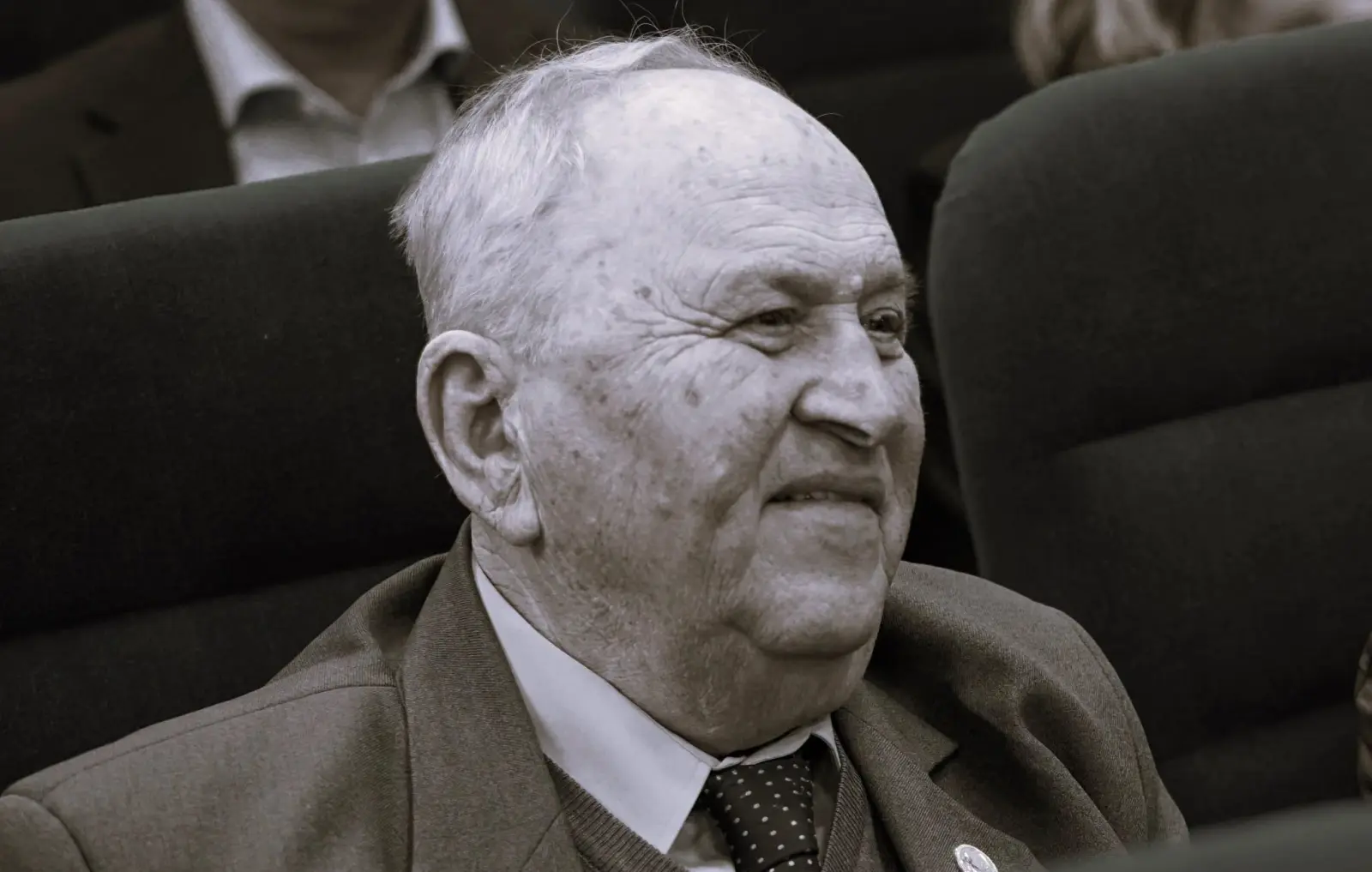 A murit profesorul Corneliu Cotea. Doliu la USV Iași